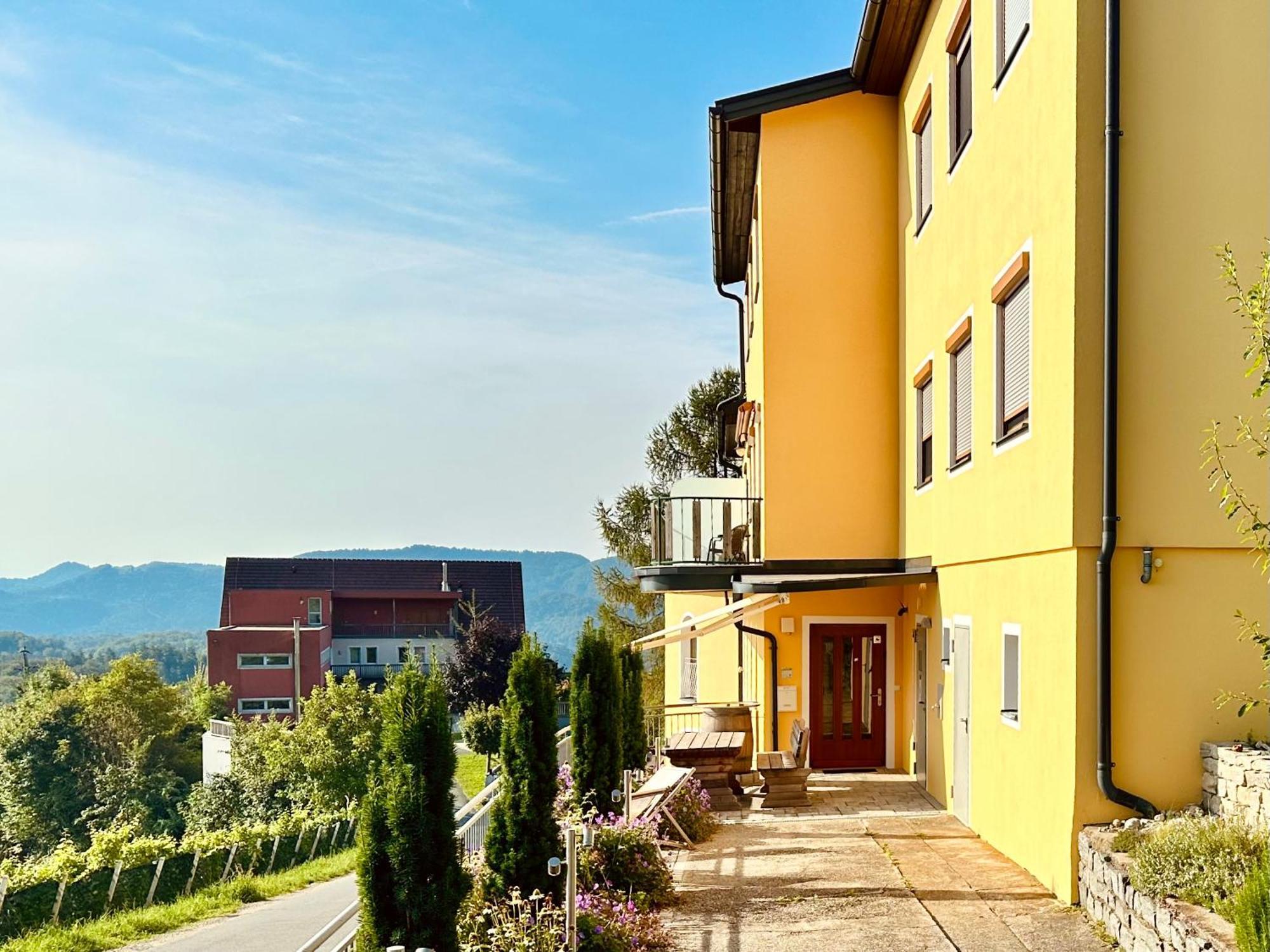 Apartment Weingartenblick - Glanzerhof Gamlitz Extérieur photo